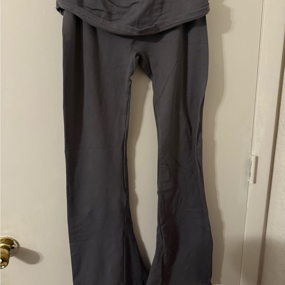 Women's Gray Leggings